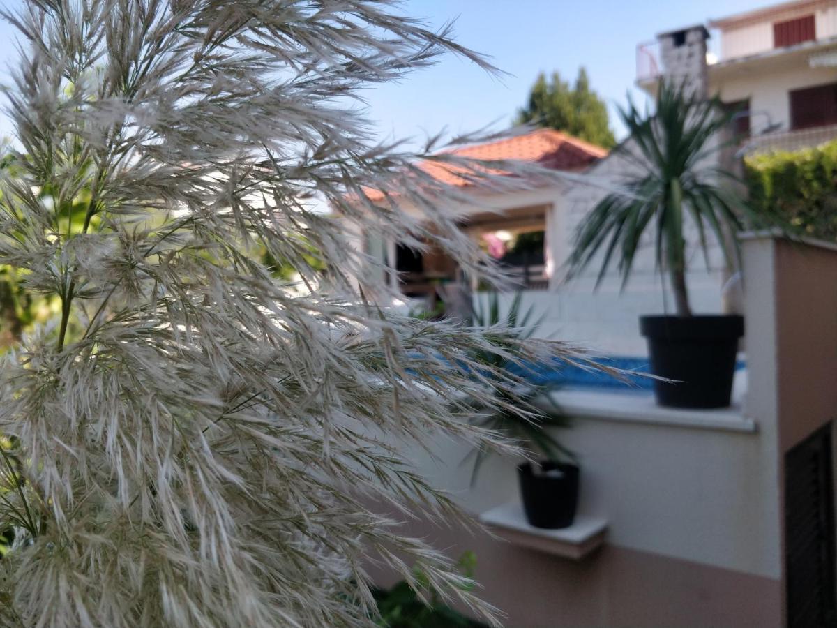 Apartments Villa A - Heating Pool Trogir Luaran gambar
